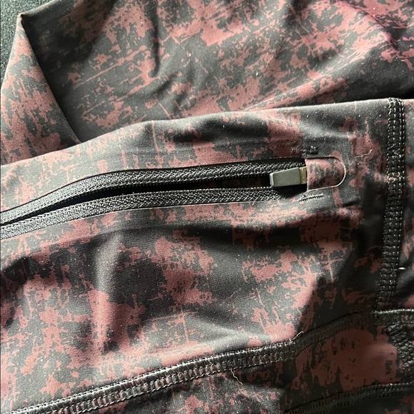 Sweaty Betty Pink and Black Leggings - Picture 3 of 5